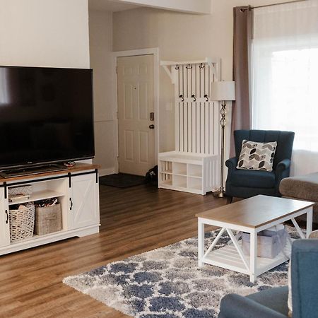 Central Tacoma Triplex المظهر الخارجي الصورة