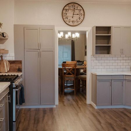 Central Tacoma Triplex المظهر الخارجي الصورة
